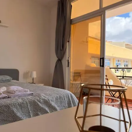 Acogedor Con Vistas Al Mar شقة *